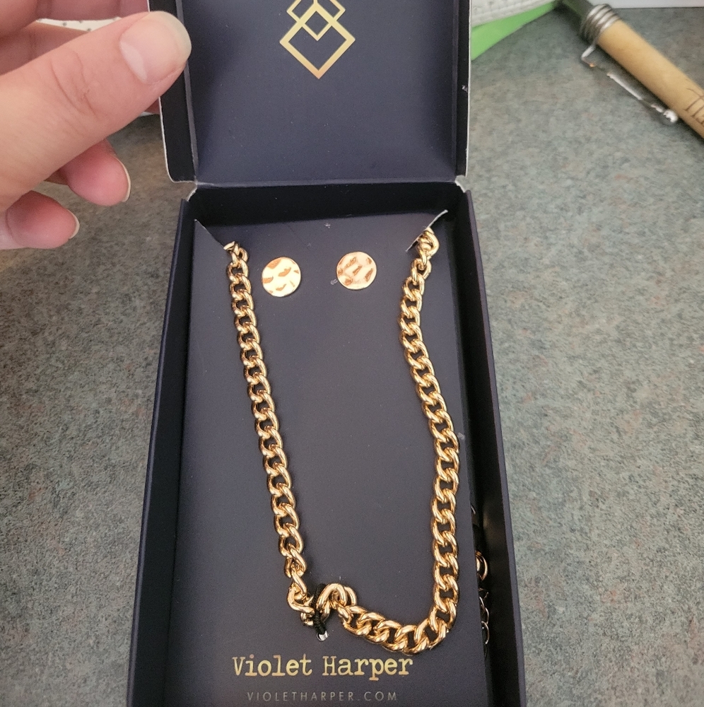 Violet Harper earrings & necklace set
